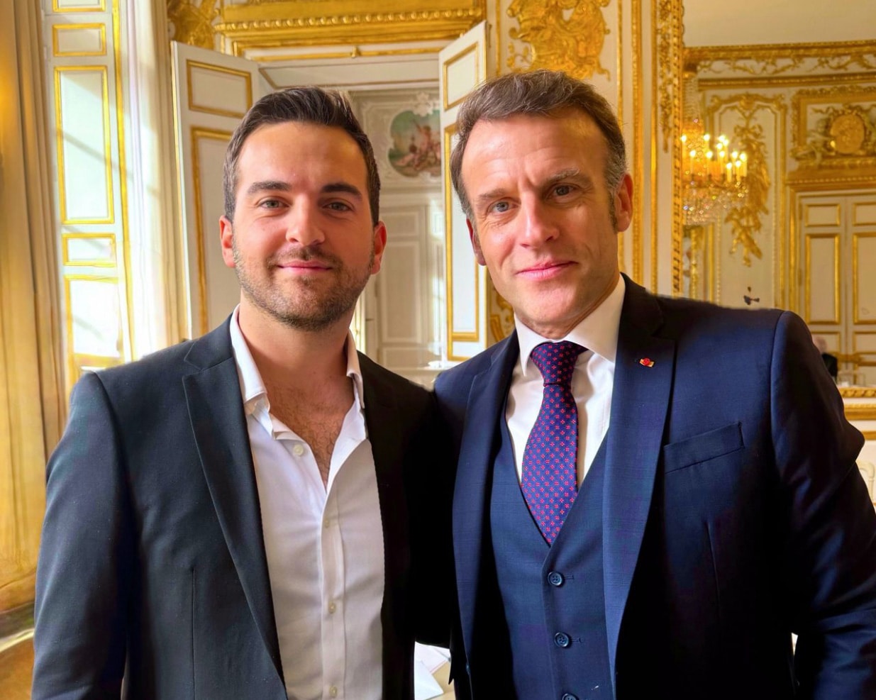 jewbuzz welcomed at the Élysée Palace
