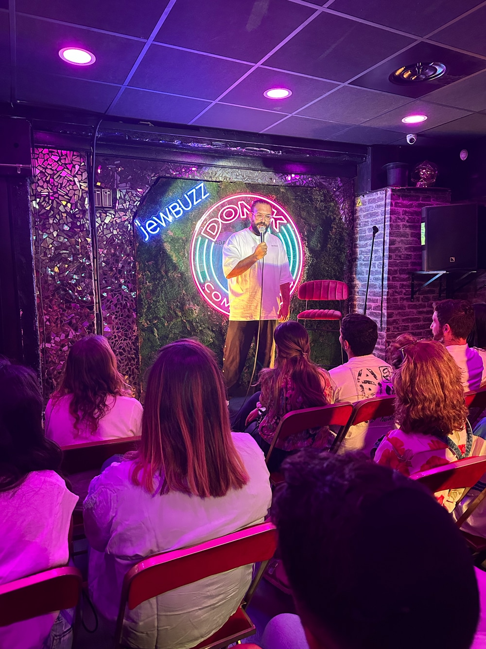 The first jewbuzz Comedy Club