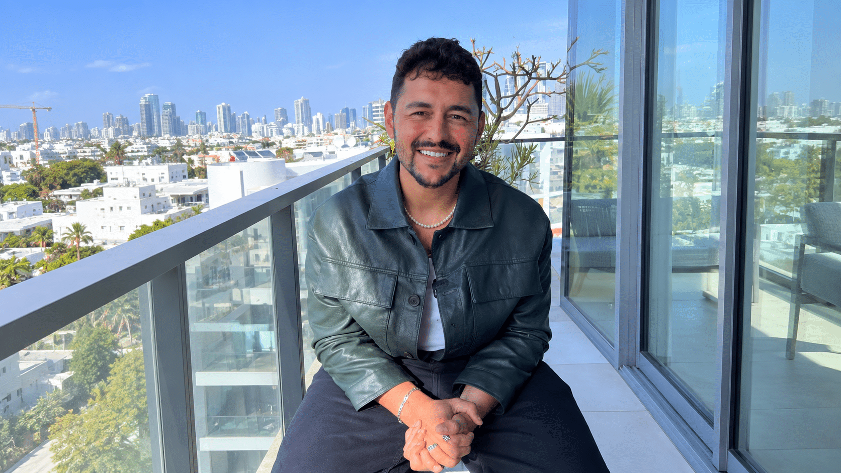 Noam Bettan en interview avec jewbuzz avant l’Eurovision 2026