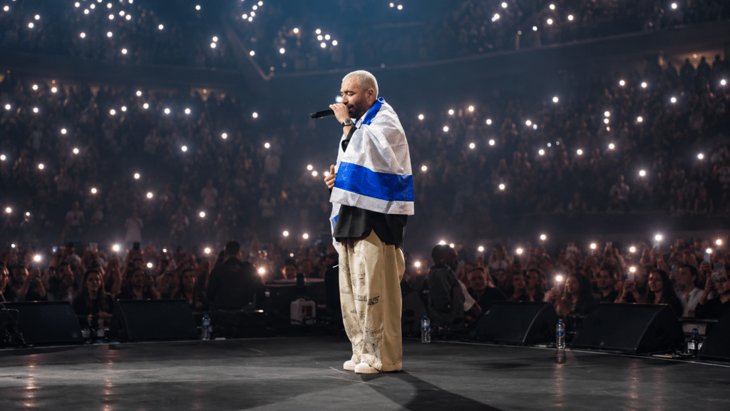 Omer Adam en concert à Paris, avec jewbuzz partenaire média officiel